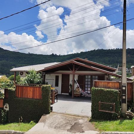 Casa Da Familia De Gramado Villa Kültér fotó
